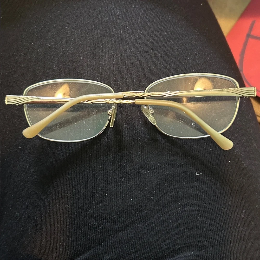 eyeglasses - Picture 2 of 2